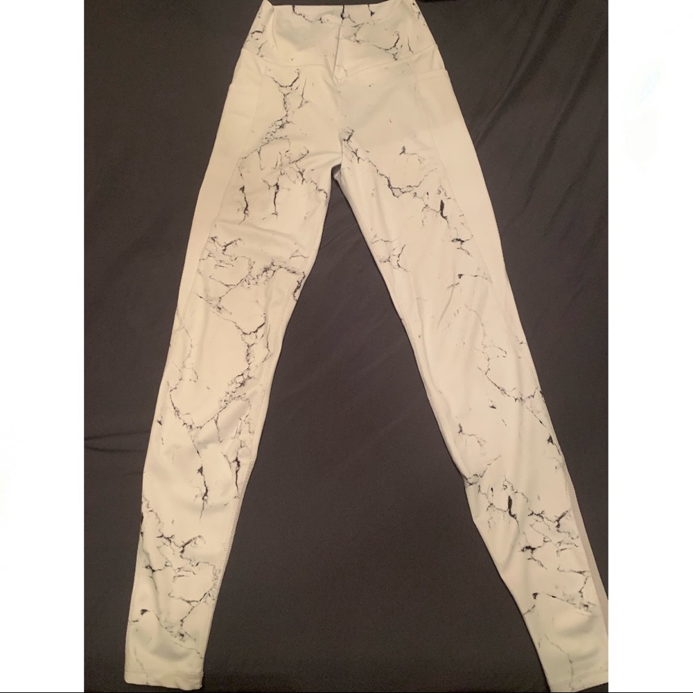 Buffbunny white marble leggings